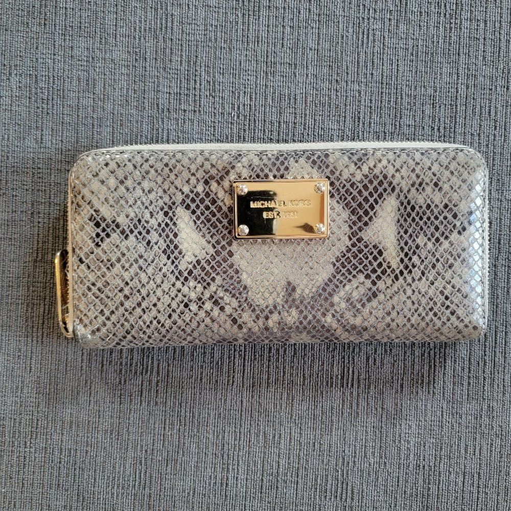Michael Michael Kors Women's Brown Animal Pattern Python Wallet - Picture 1 of 7